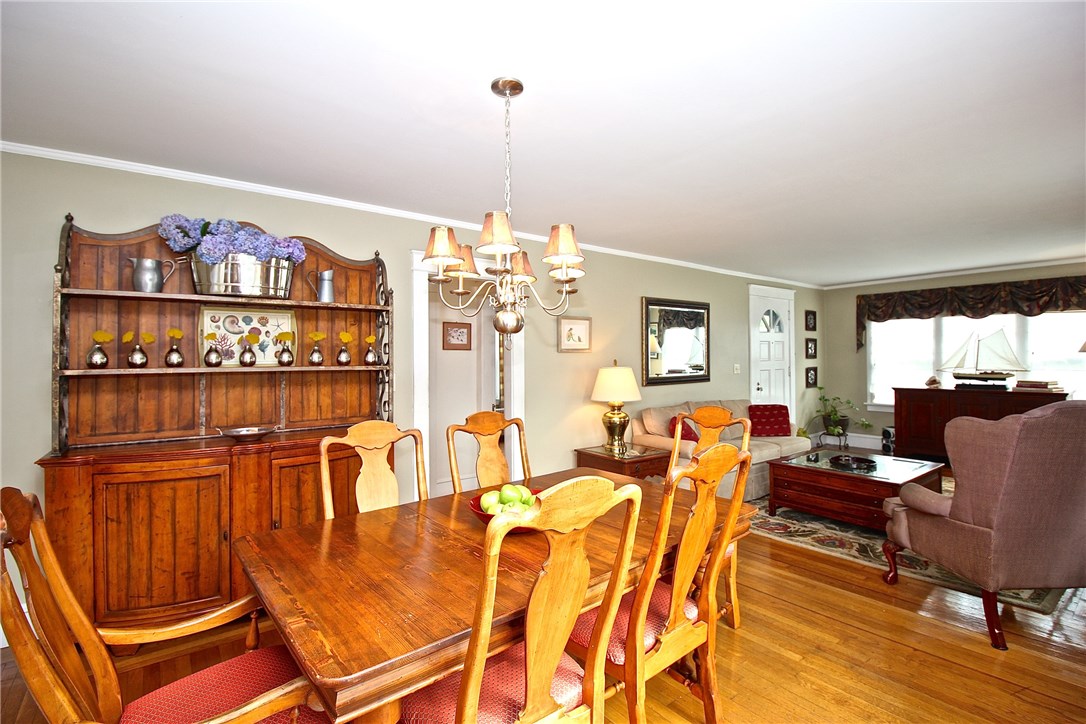 22 Admiral Kalbfus Road Newport, RI 02840 - Photo 7 of 35