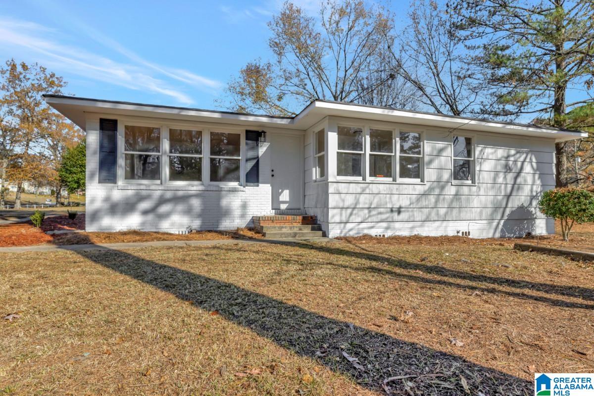 1101 Rutledge Drive Fairfield, AL 35064 - Photo 4 of 26