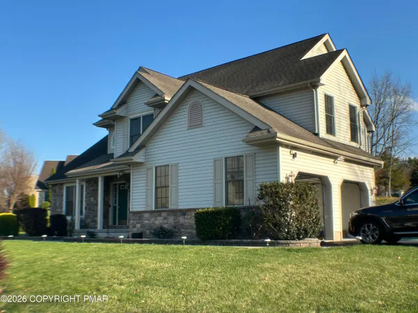 $525,000 | 215 Dryden Road, Stroudsburg, PA 18360