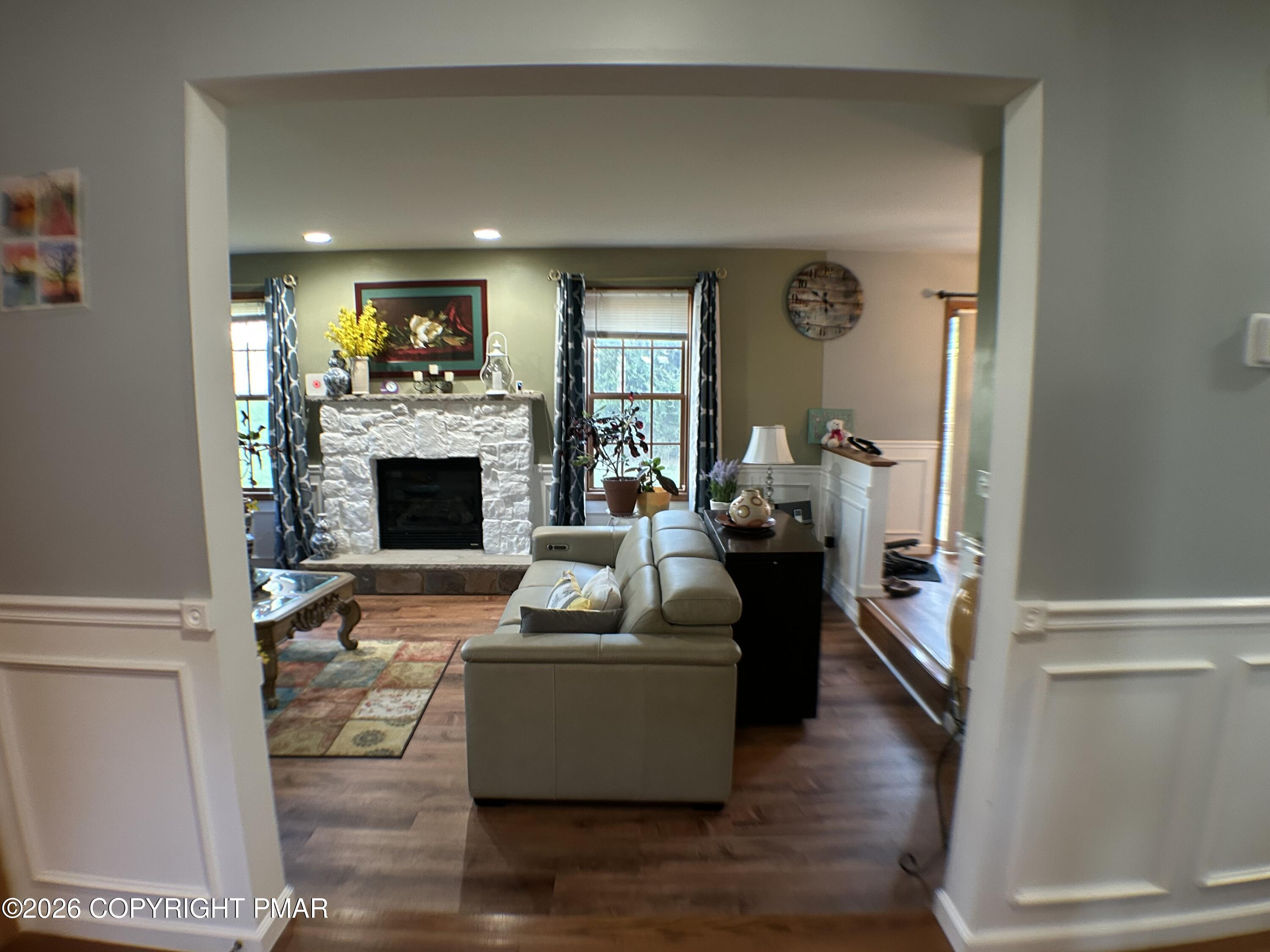 215 Dryden Road Stroudsburg, PA 18360 - Photo 7 of 33 IMG_1050