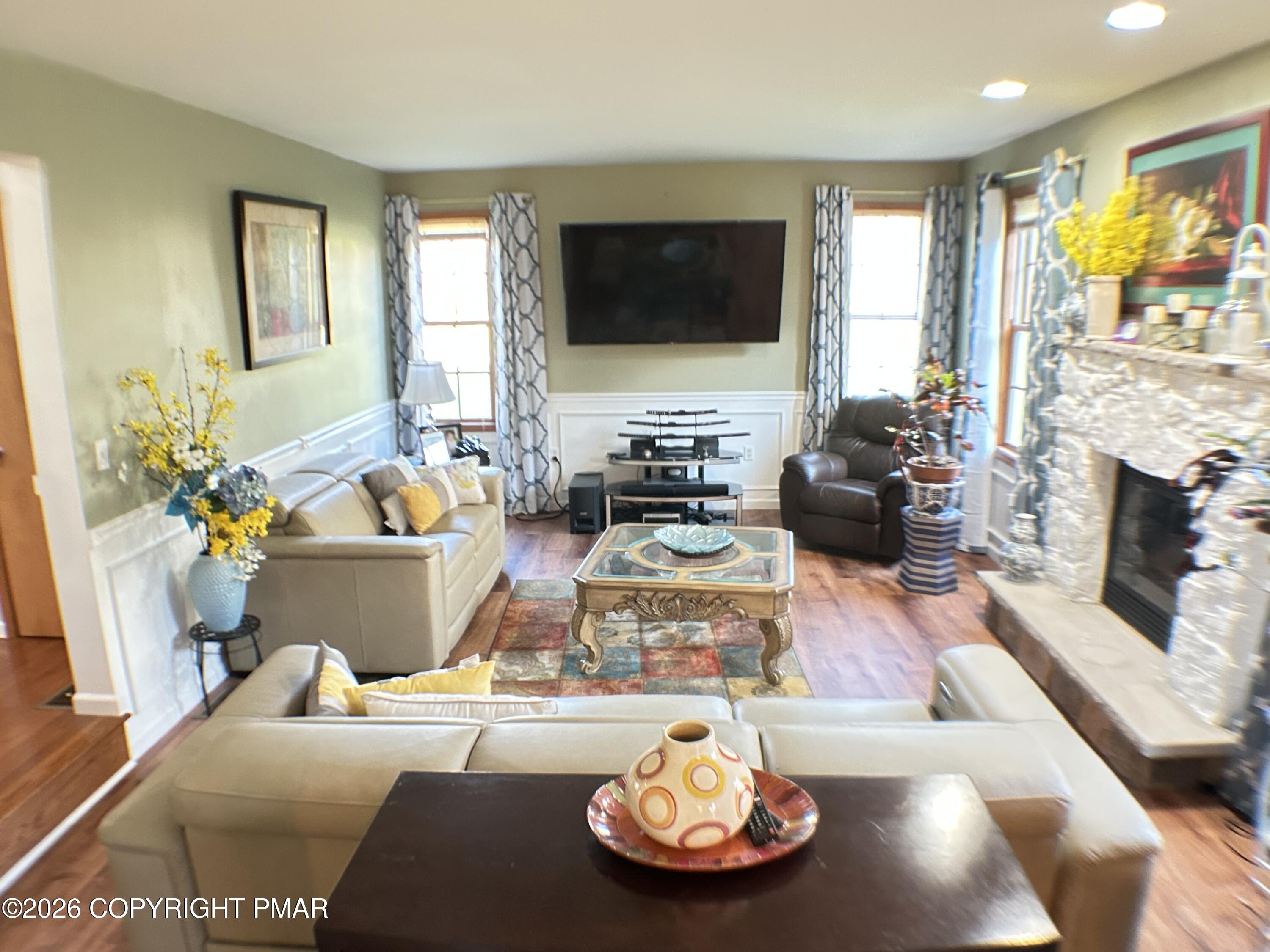 215 Dryden Road Stroudsburg, PA 18360 - Photo 10 of 33 IMG_1045