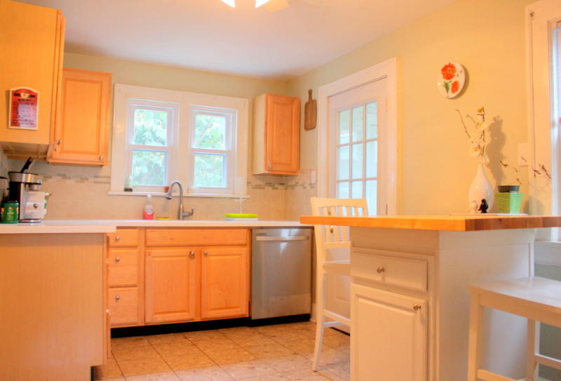 3602 Cove Road Roanoke, VA 24017 - Photo 6 of 36 IMG_6212