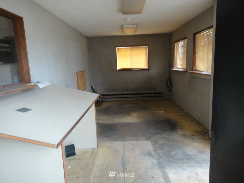 17830 Dane Lane Southwest Rochester, WA 98579 - Photo 2 of 5