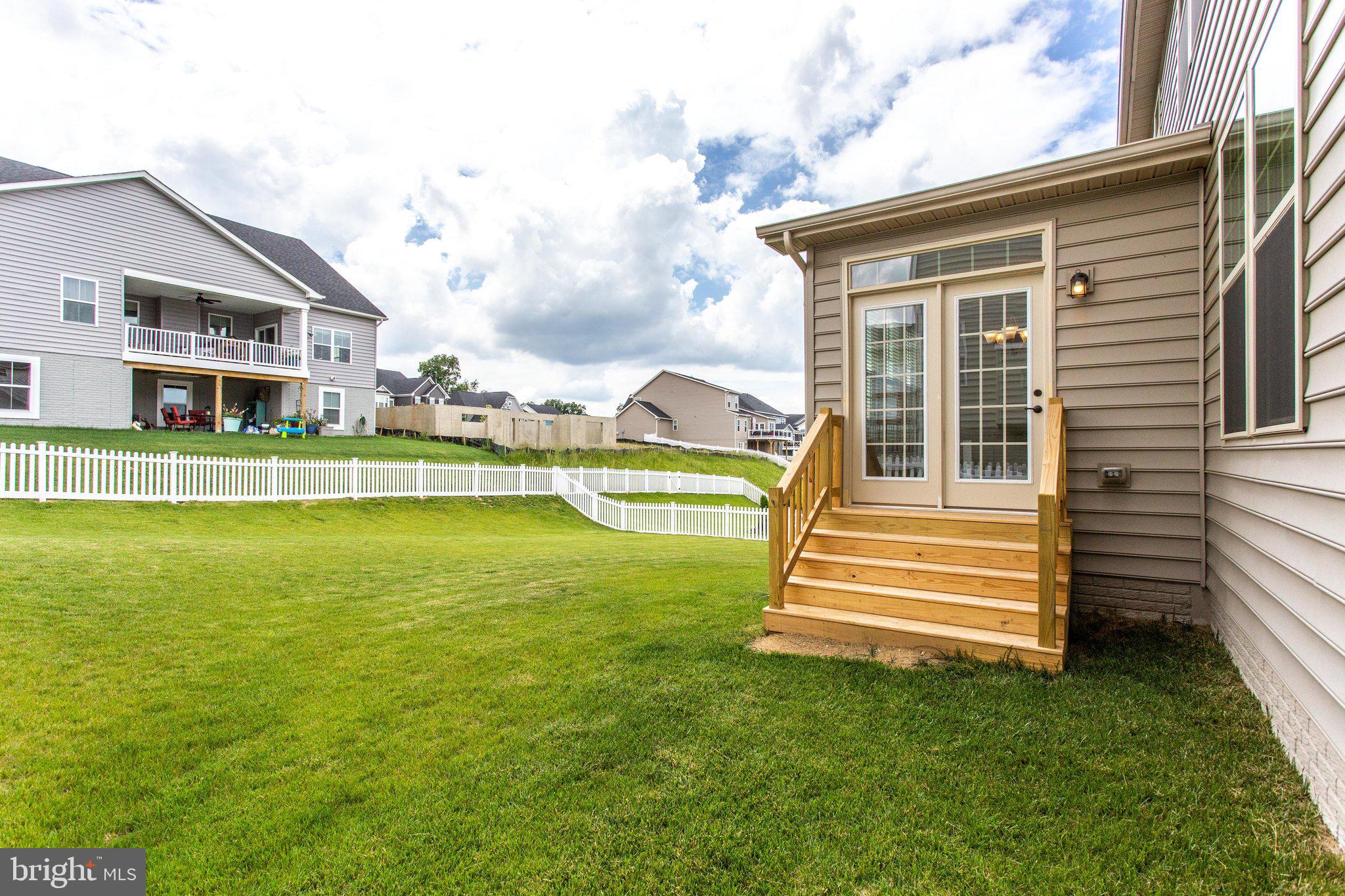 702 Potterfields Court Brunswick, MD 21716 - Photo 7 of 91 nice flat fenced yard