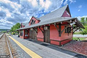 702 Potterfields Court Brunswick, MD 21716 - Photo 90 of 91 MARC TRAIN