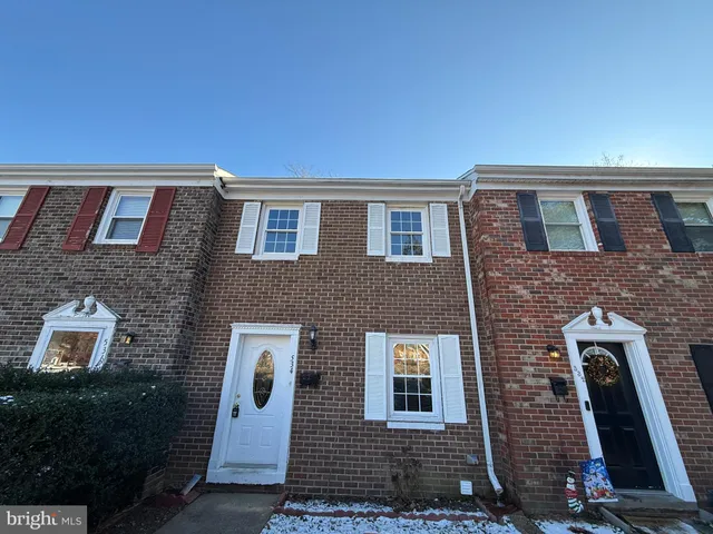 $1,895 | 534 Olde Greenwich Circle, Fredericksburg, VA 22408