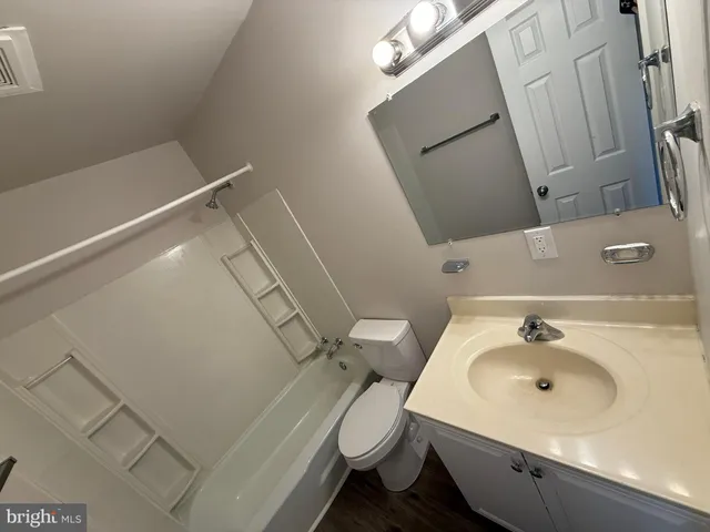 $1,895 | 534 Olde Greenwich Circle, Fredericksburg, VA 22408