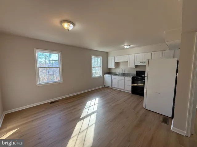 $1,795 | 534 Olde Greenwich Circle, Fredericksburg, VA 22408