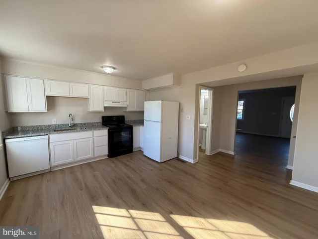 $1,895 | 534 Olde Greenwich Circle, Fredericksburg, VA 22408