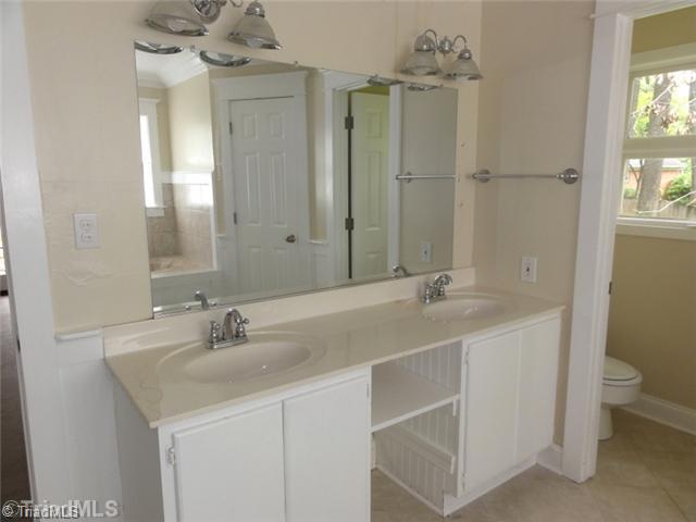 406 Mendenhall Road Jamestown, NC 27282 - Photo 11 of 16 Master Bath/Spa.