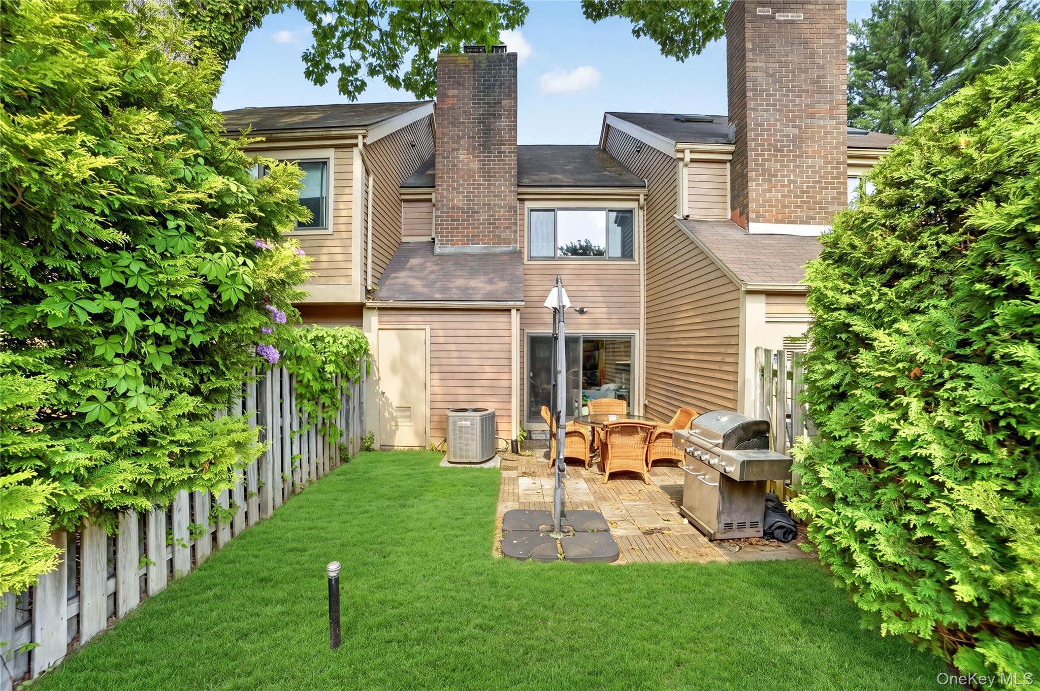 218 Tree Top Crescent Rye Brook, NY 10573 - Photo 22 of 36