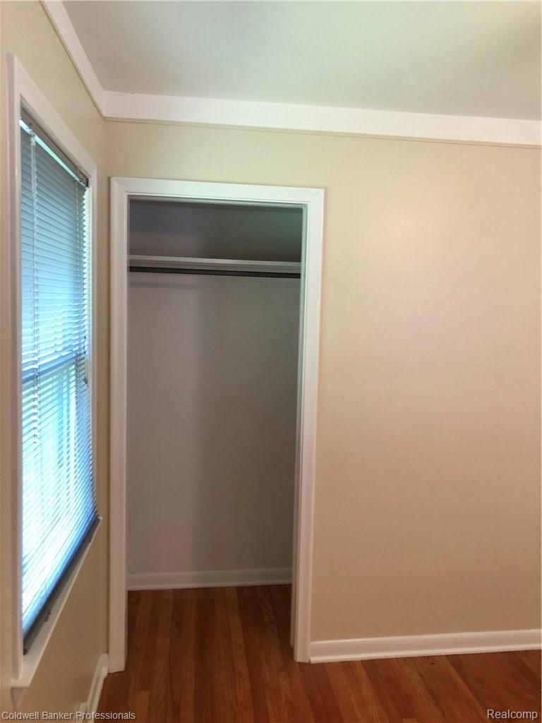 23765 Roxana Avenue Eastpointe, MI 48021 - Photo 14 of 24 7D7D5358-37E3-4C0E-9DCD-7ECD1CECDD19.jpeg