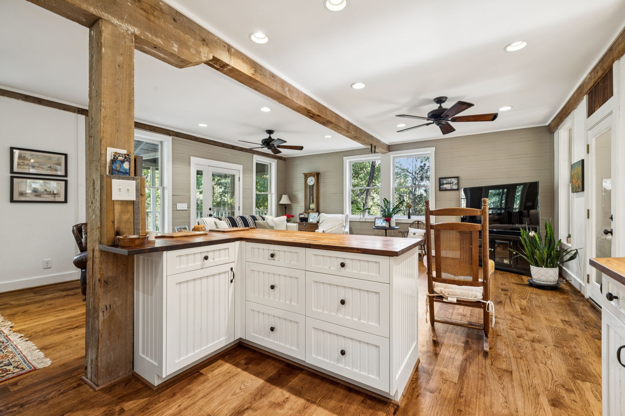 2064 Old Hillsboro Road Franklin, TN 37064 - Photo 25 of 57 a kitchen with granite countertop a sink cabinets and stainless steel appliances