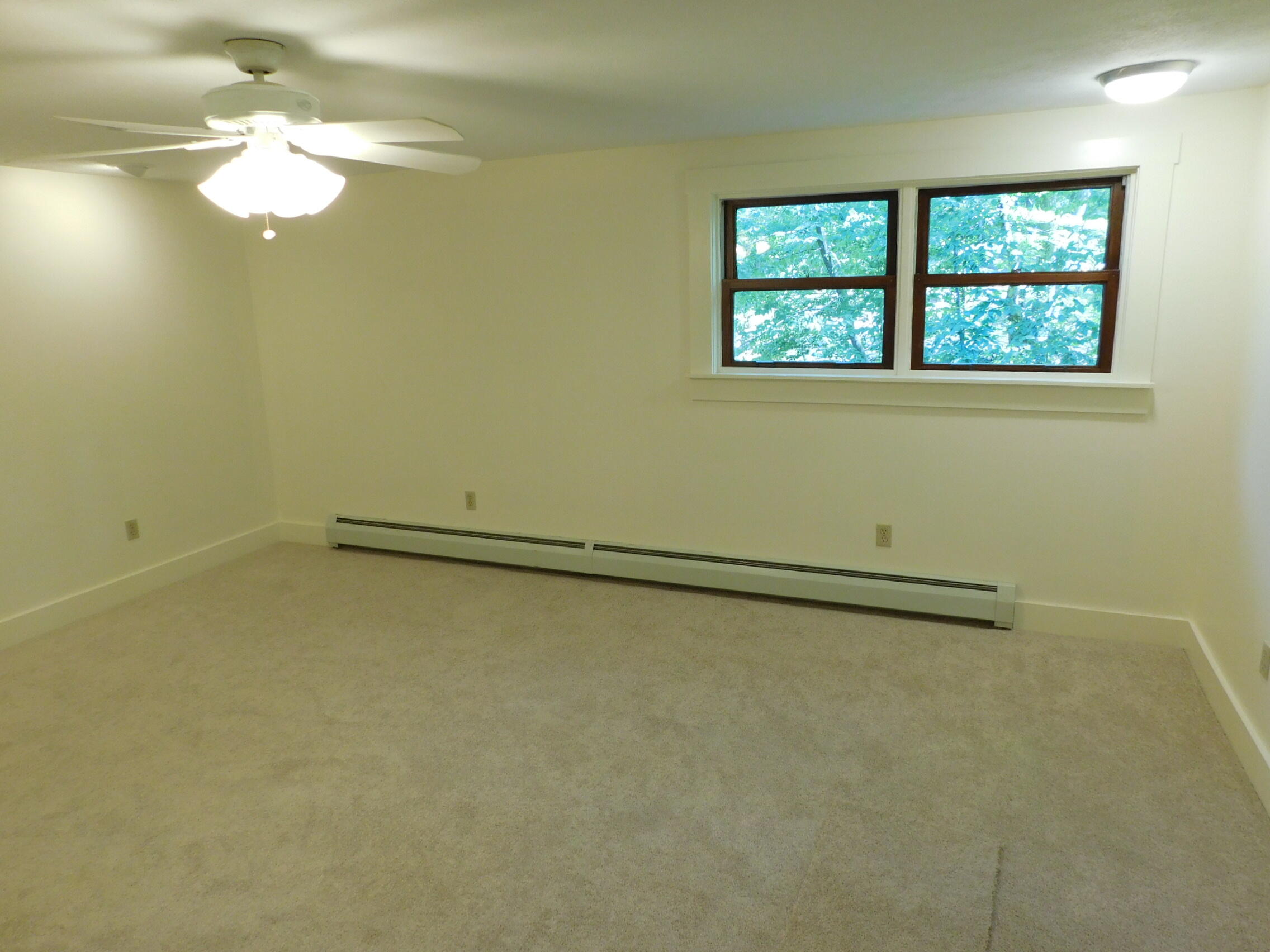 217 Railroad Avenue Springvale, ME 04083 - Photo 43 of 49 DSCN2575