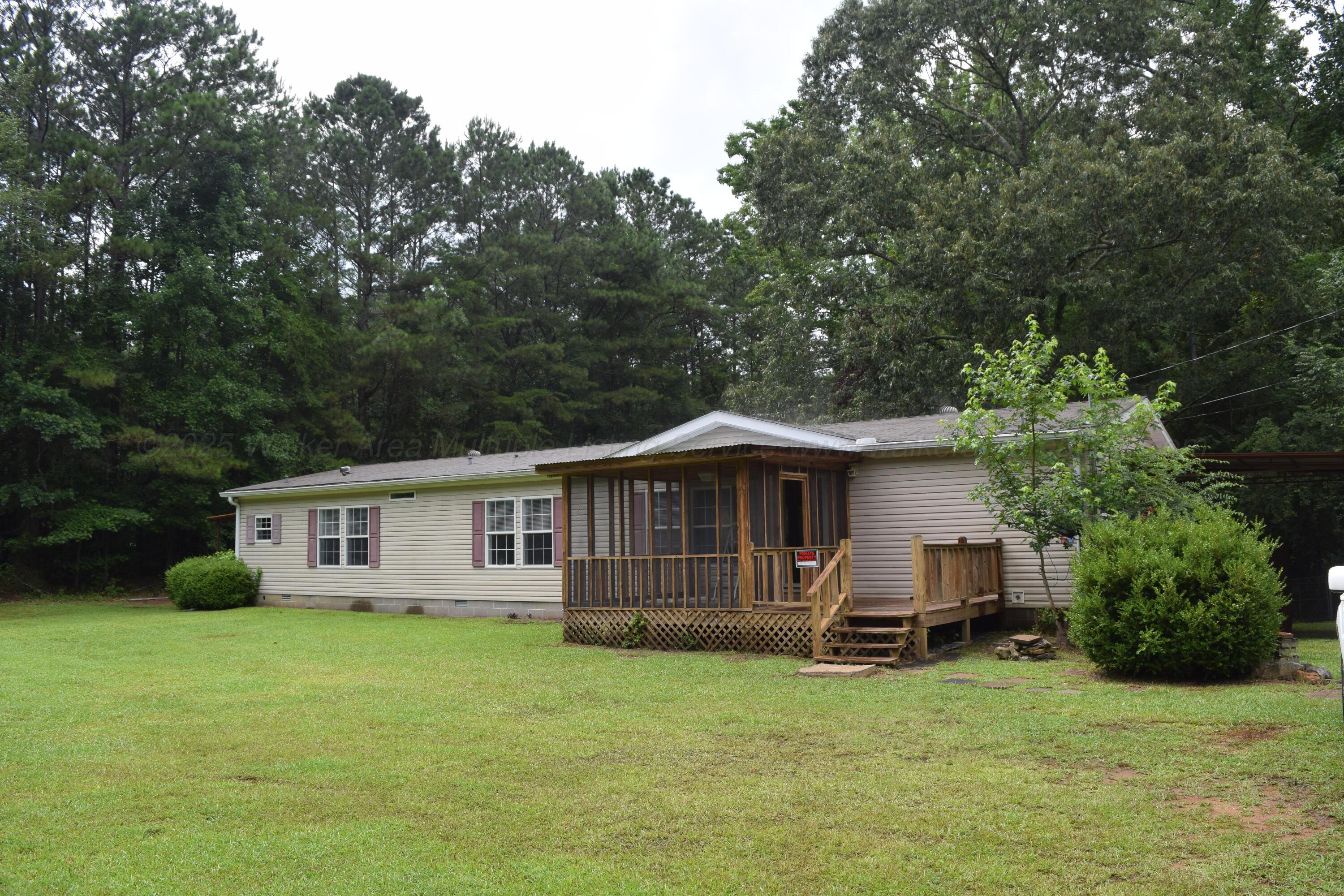 329 Lovell Ferry Road Jasper, AL 35504 - Photo 2 of 46 DSC_0014