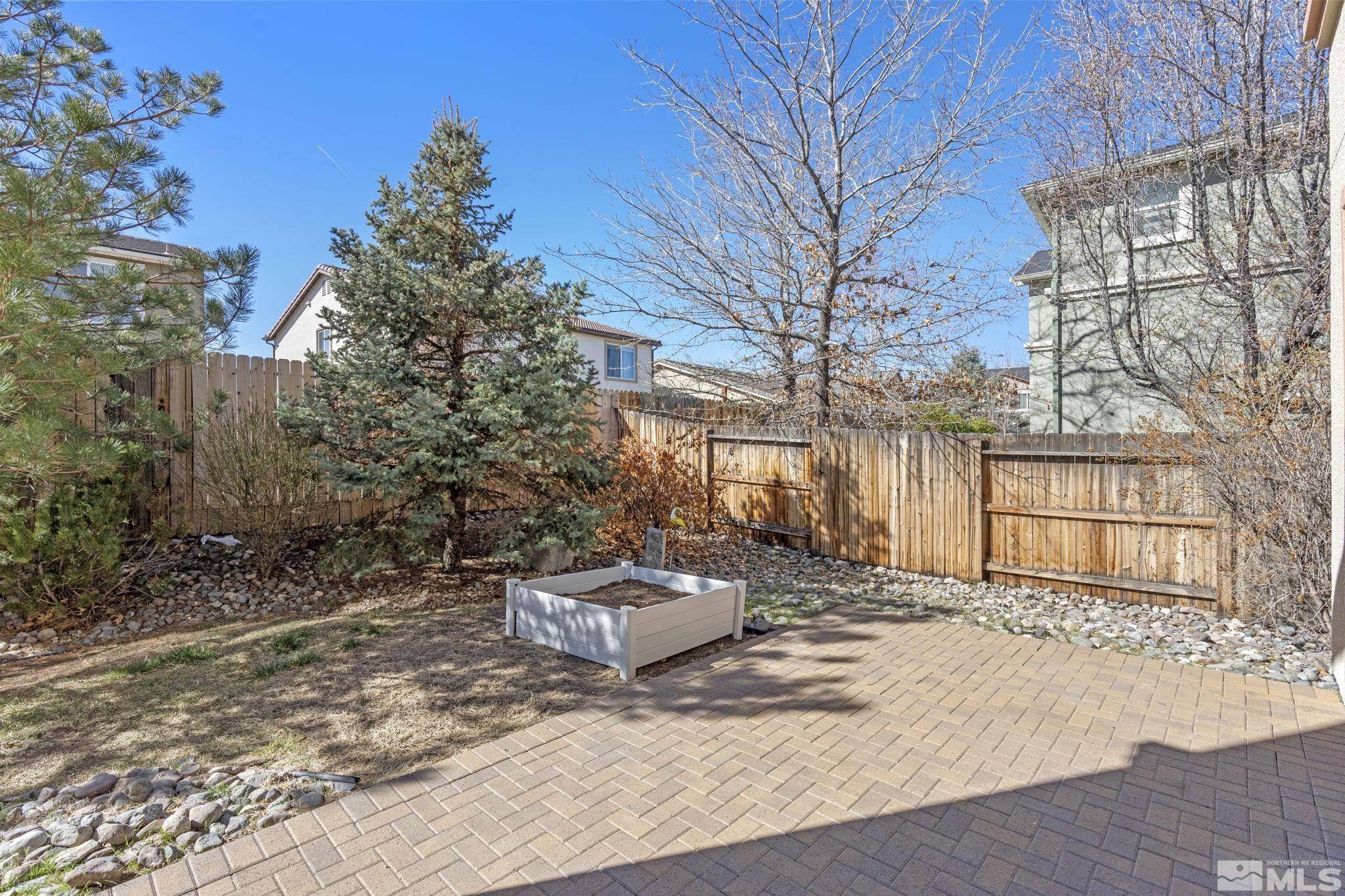 1980 Angel Ridge Drive Reno, NV 89521 - Photo 38 of 39 a view of a back yard of the house