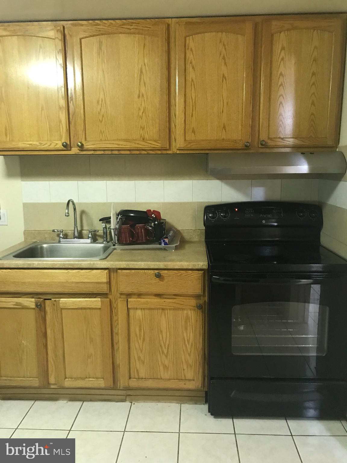 1437 Rittenhouse Street Northwest Washington, DC 20011 - Photo 15 of 16 Basement kitchenette