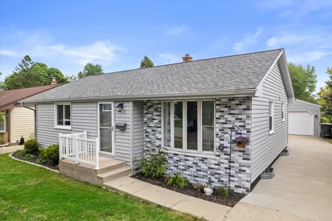 $349,900 | 1128 South 98th Street, West Allis, WI 53214