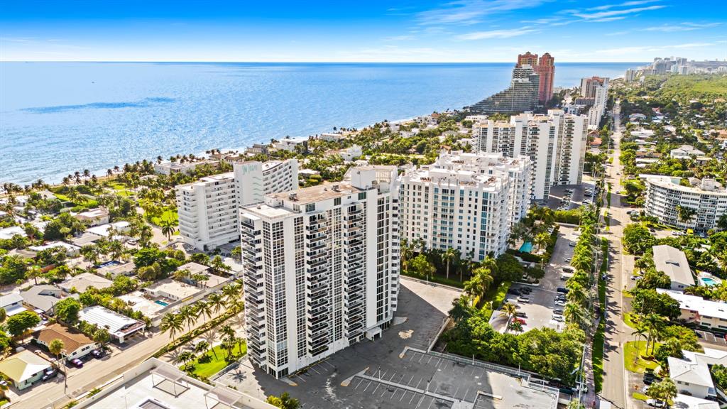 2841 North Ocean Boulevard, Unit 1710 Fort Lauderdale, FL 33308 - Photo 33 of 34 a view of a city with an ocean view