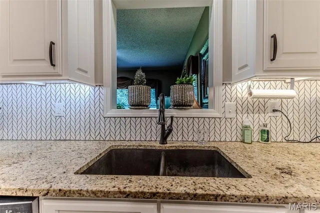 $379,900 | 30672 Hwy Bb, Lebanon, MO 65536