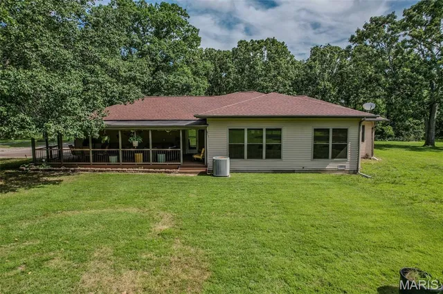$379,900 | 30672 Hwy Bb, Lebanon, MO 65536