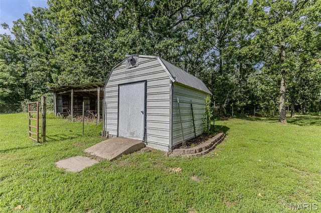 $379,900 | 30672 Hwy Bb, Lebanon, MO 65536