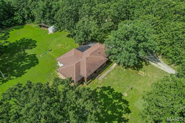 $379,900 | 30672 Hwy Bb, Lebanon, MO 65536