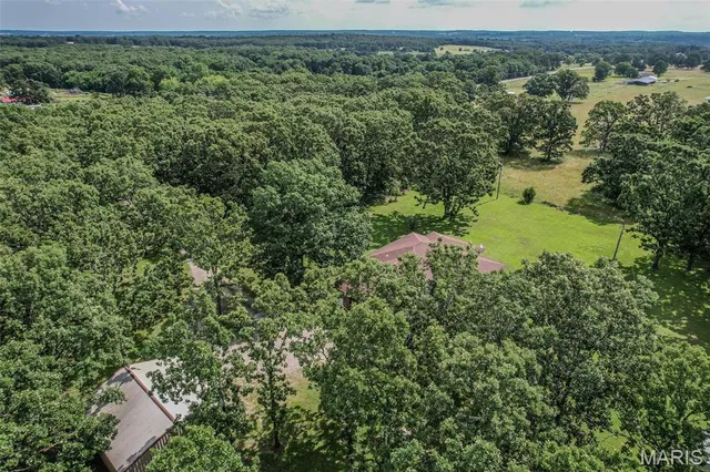 $379,900 | 30672 Hwy Bb, Lebanon, MO 65536