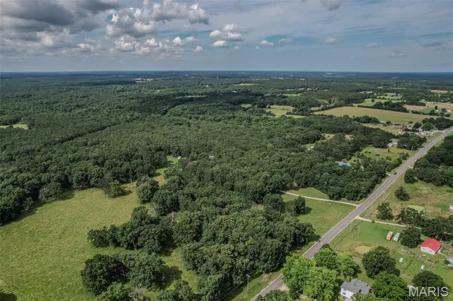 $379,900 | 30672 Hwy Bb, Lebanon, MO 65536