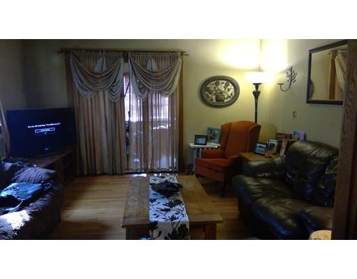 49 Gold Street Springfield, MA 01107 - Photo 3 of 13