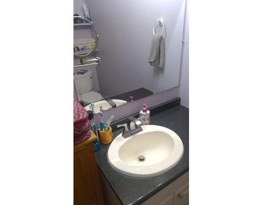 49 Gold Street Springfield, MA 01107 - Photo 8 of 13