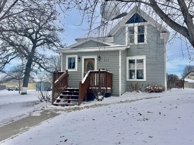 $169,000 | 111 4th Street South, Grove City, MN 56243