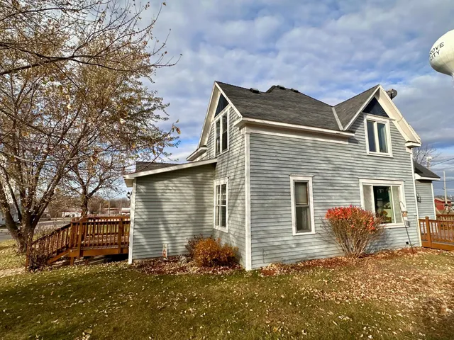 $169,000 | 111 4th Street South, Grove City, MN 56243