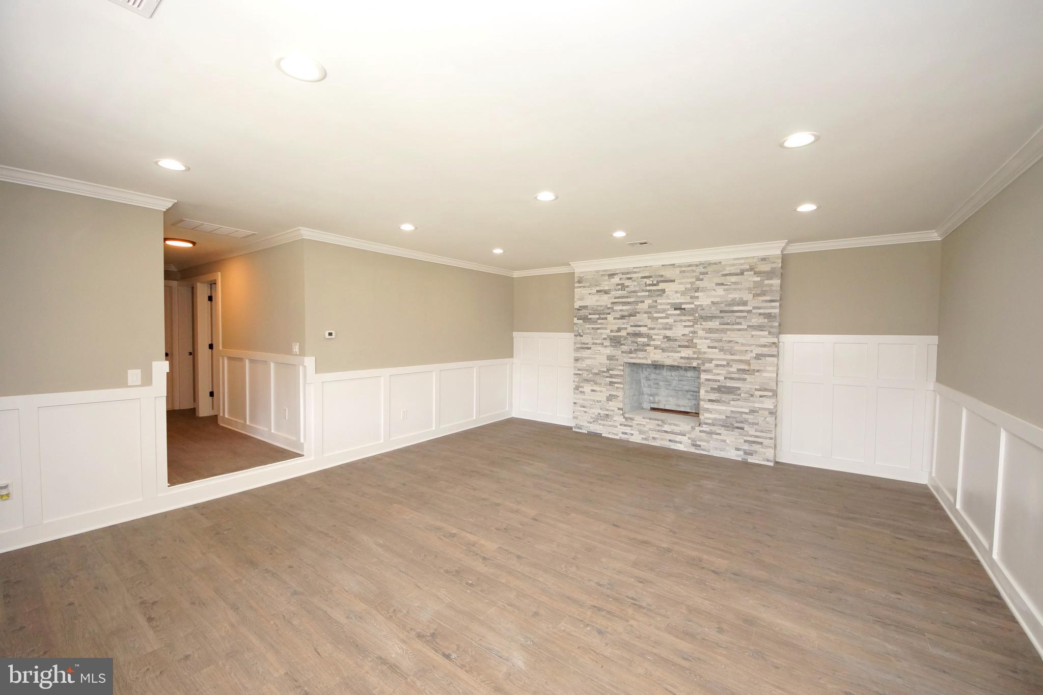 206 Comp Street Hamilton, NJ 08619 - Photo 13 of 41