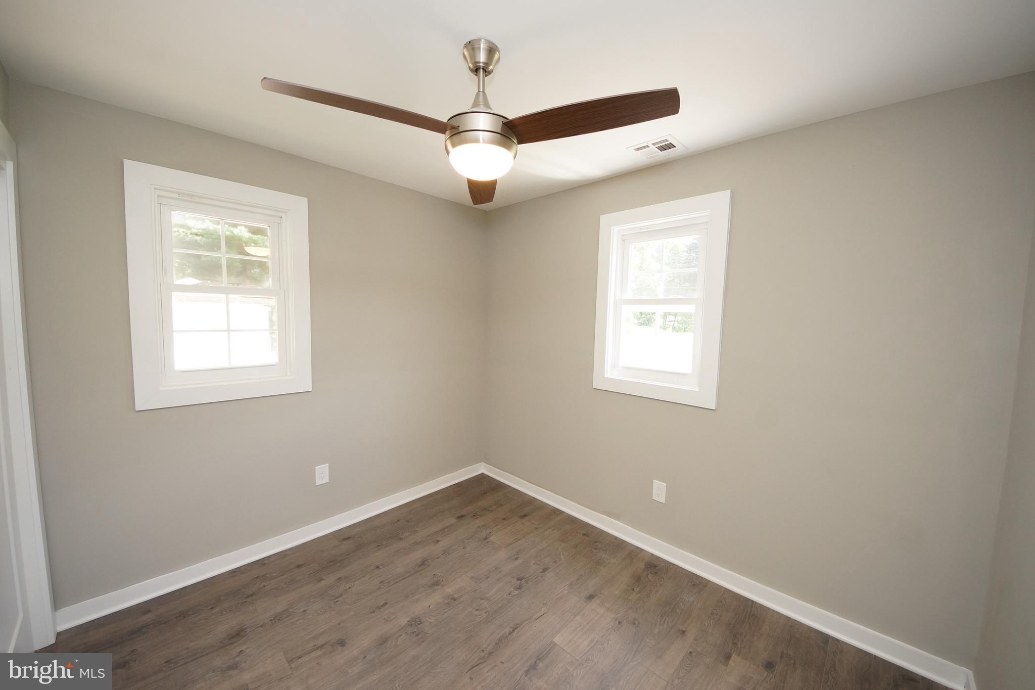 206 Comp Street Hamilton, NJ 08619 - Photo 18 of 41