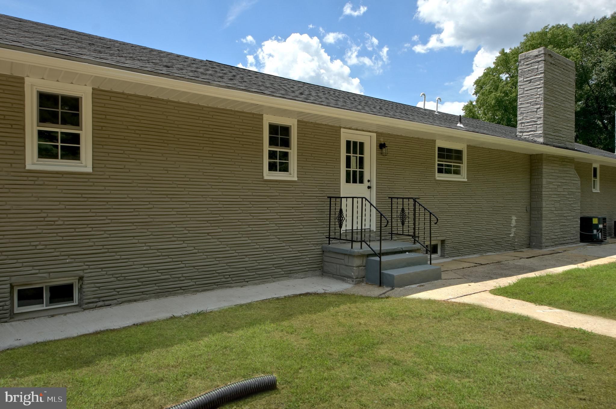 206 Comp Street Hamilton, NJ 08619 - Photo 39 of 41