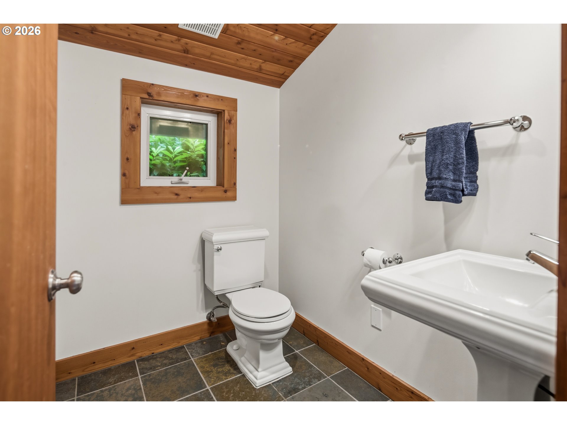11445 South Riverwood Road Portland, OR 97219 - Photo 43 of 48 Gallery Image 43