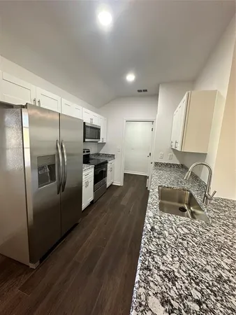 $1,675 | 1989 West Bond Street, Denison, TX 75020