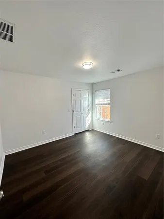 $1,675 | 1989 West Bond Street, Denison, TX 75020