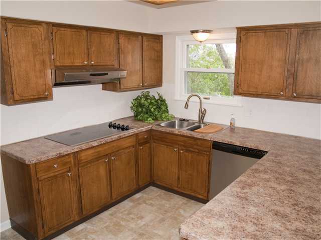 853 Lynbrook Road Columbus, OH 43235 - Photo 8 of 25 Gallery Image 8