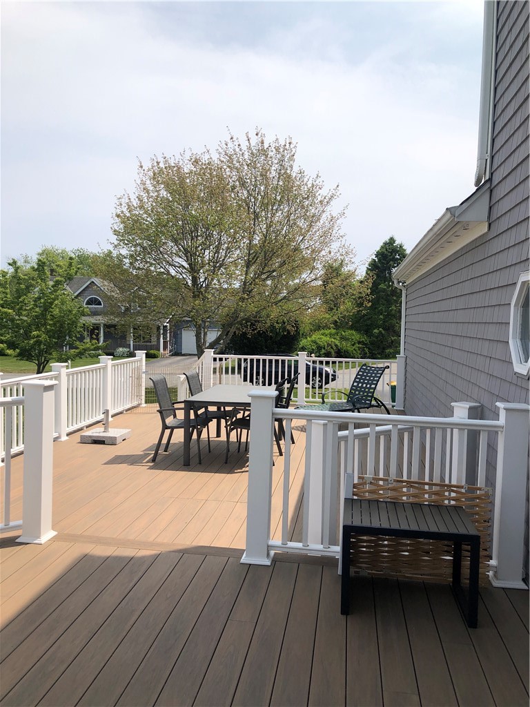 135 Spring Hill Road Portsmouth, RI 02871 - Photo 10 of 19