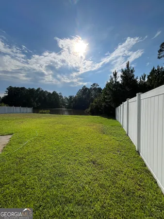 $1,750 | 231 Royal Palms Avenue, Kingsland, GA 31548