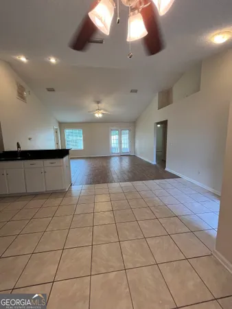 $1,750 | 231 Royal Palms Avenue, Kingsland, GA 31548