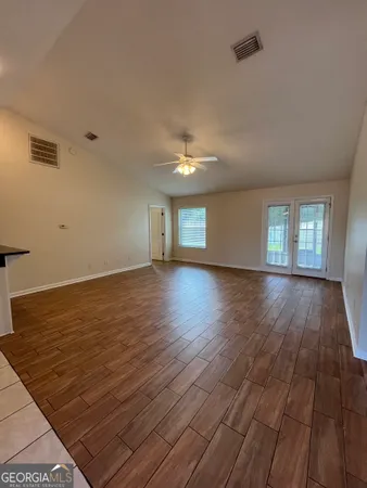 $1,750 | 231 Royal Palms Avenue, Kingsland, GA 31548