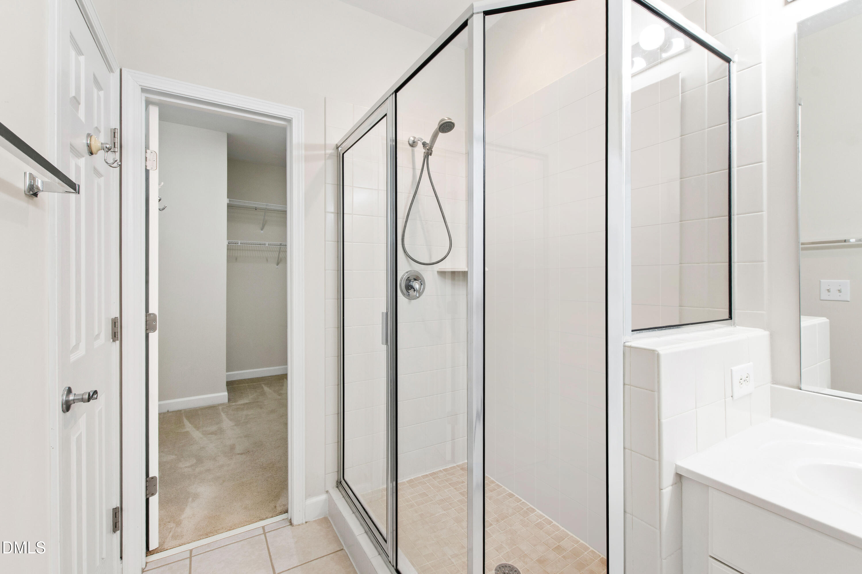 807 Swan Neck Lane Raleigh, NC 27615 - Photo 21 of 39 Swan (17)