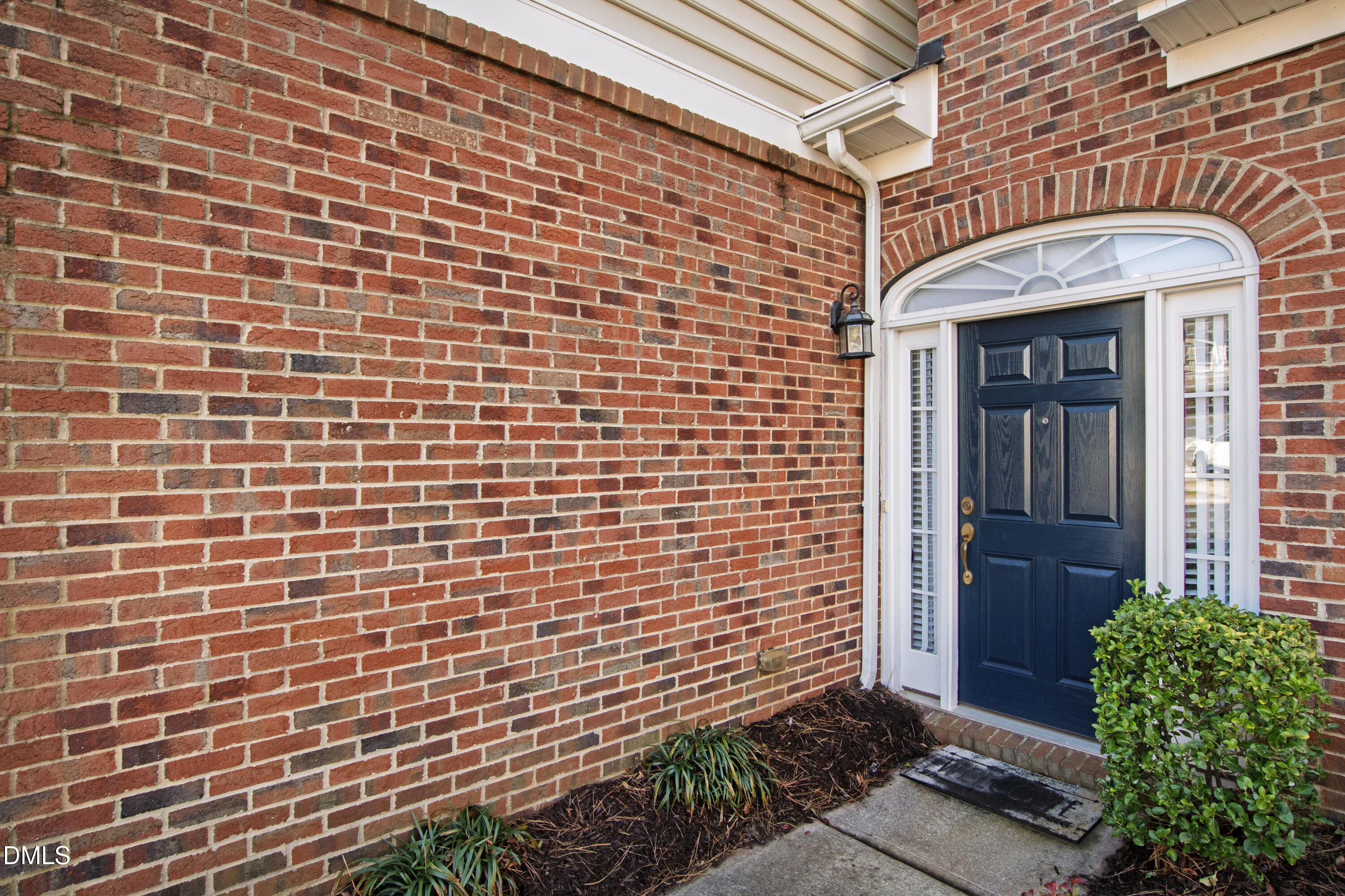 807 Swan Neck Lane Raleigh, NC 27615 - Photo 3 of 39 Swan (40)