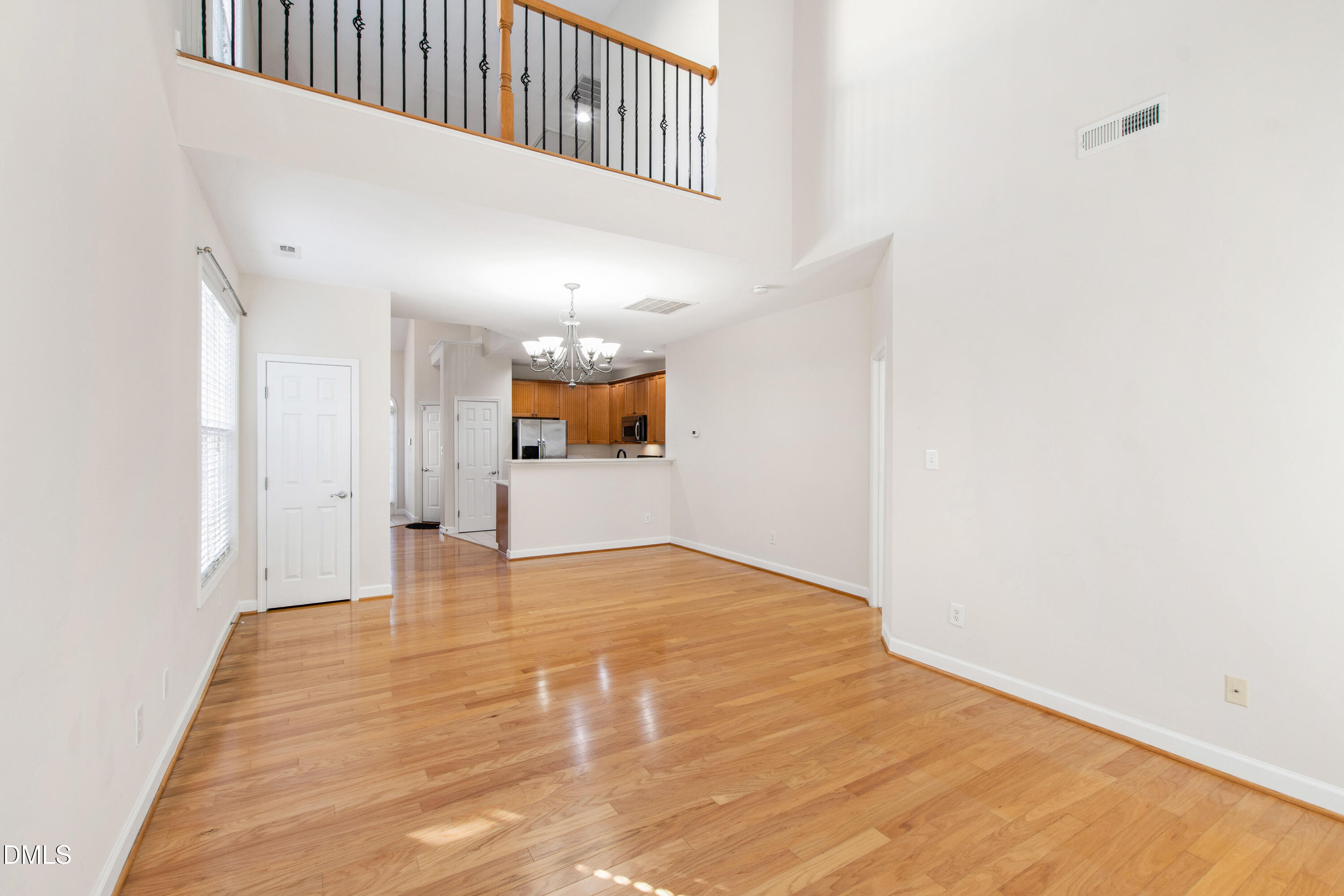 807 Swan Neck Lane Raleigh, NC 27615 - Photo 8 of 39 Swan (24)