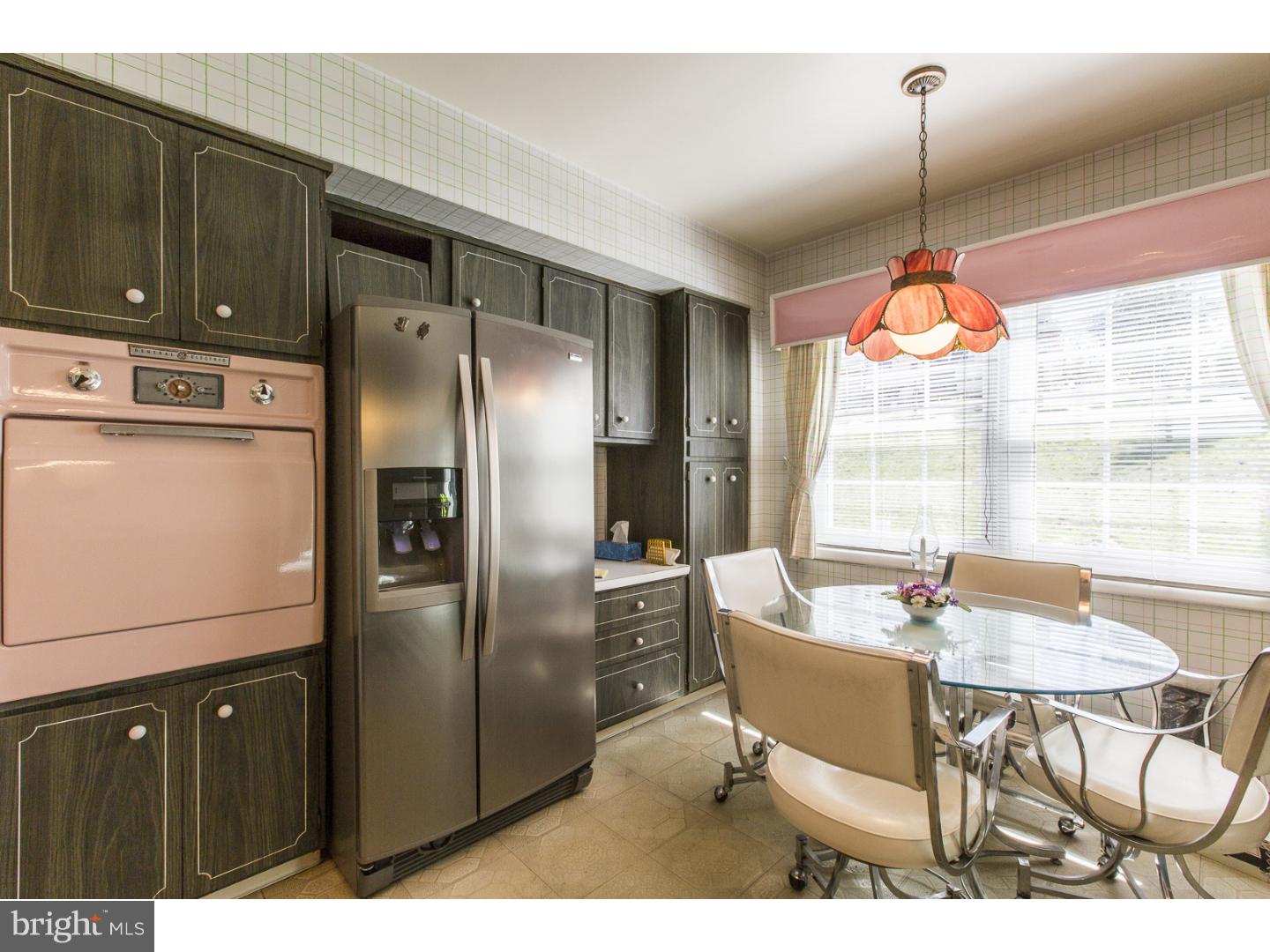 7801 Green Valley Road Wyncote, PA 19095 - Photo 8 of 22 Kitchen