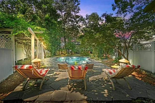 $1,050,000 | 3061 Peachtree Drive Northeast, Atlanta, GA 30305