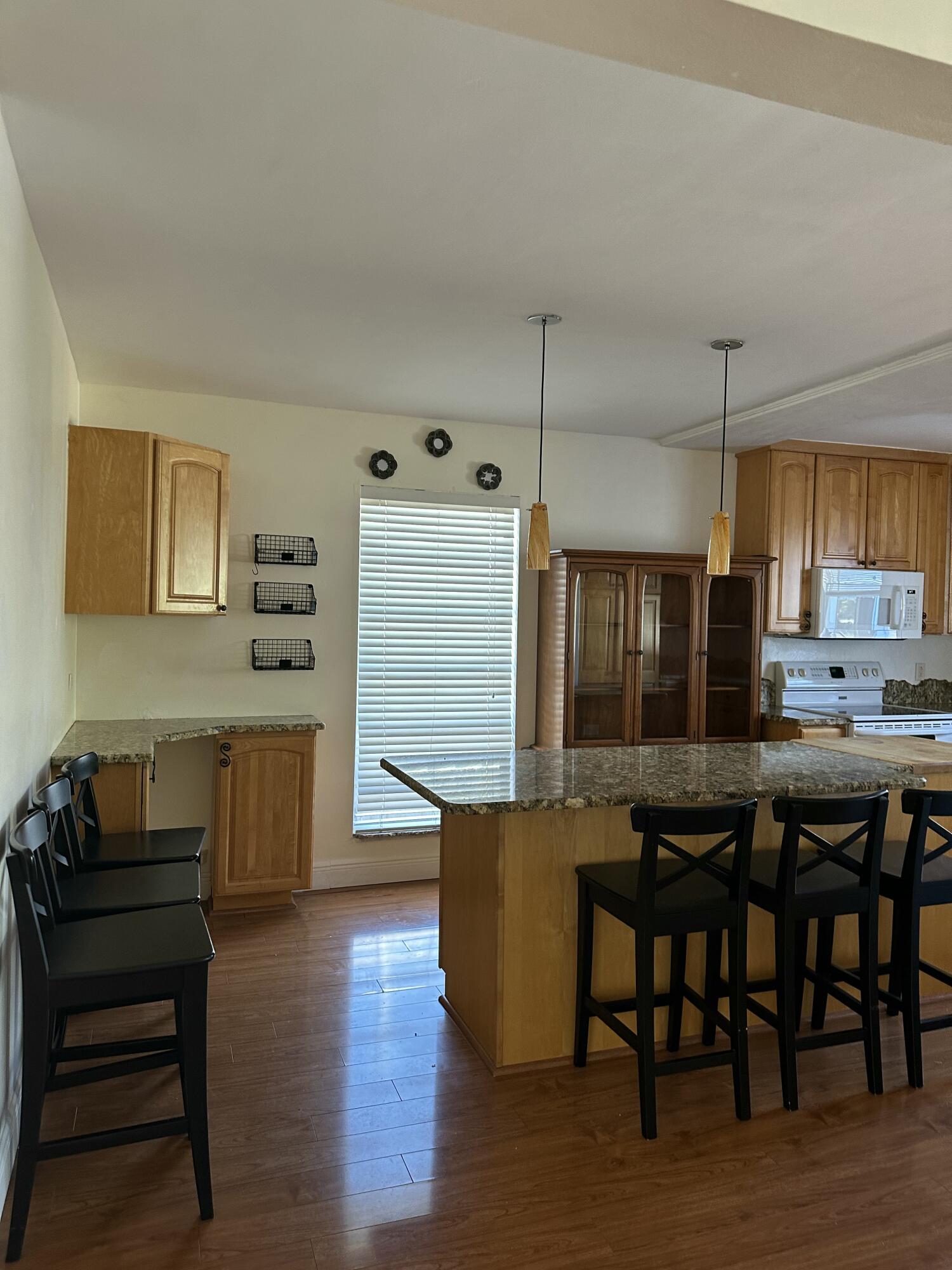 308 2nd Key Key Largo, FL 33037 - Photo 4 of 17 a dining room with furniture and wooden floor